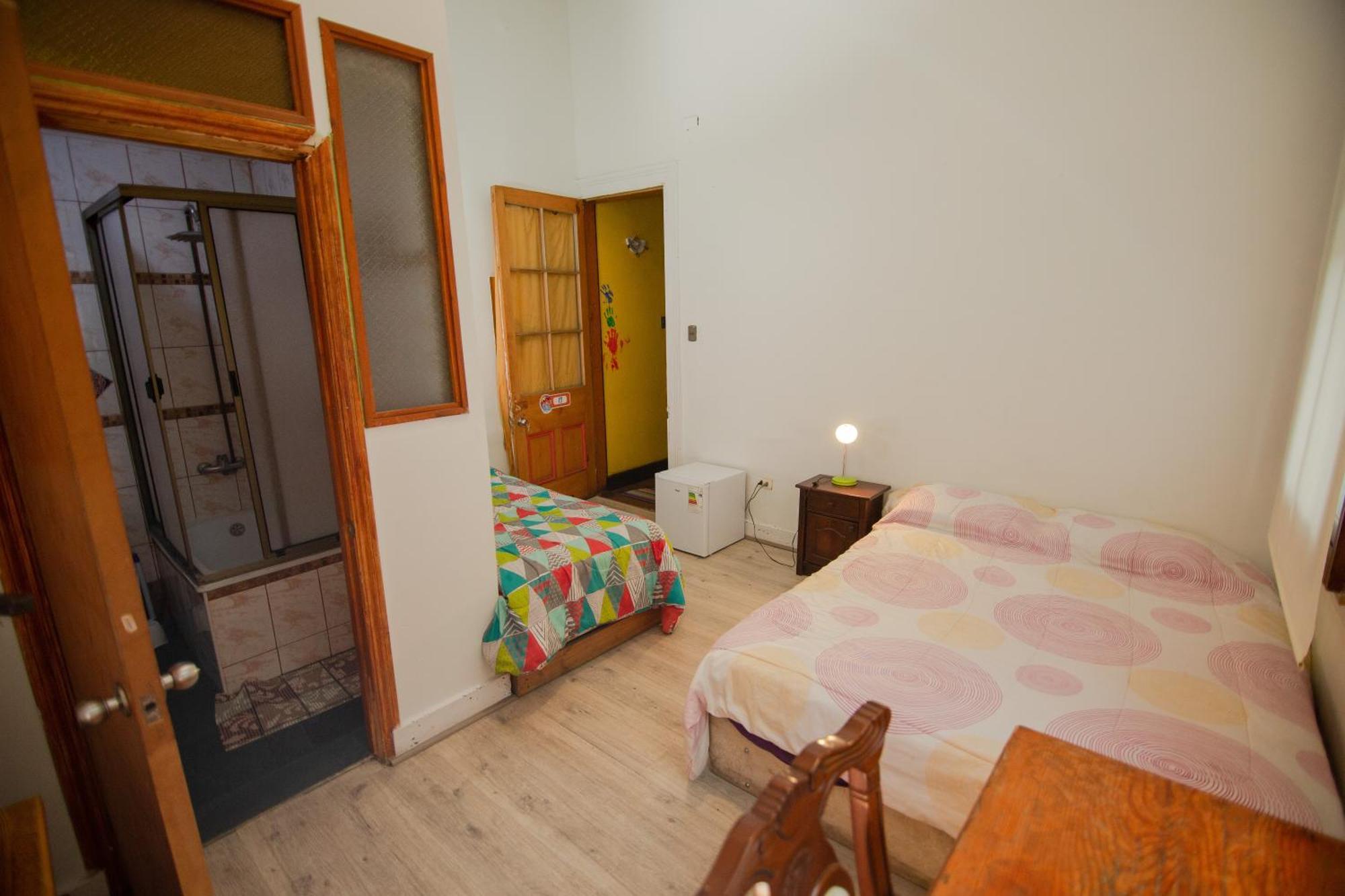 La Casa Del Puerto, Hostal Cultural, Cerro Alegre Вальпараисо Экстерьер фото