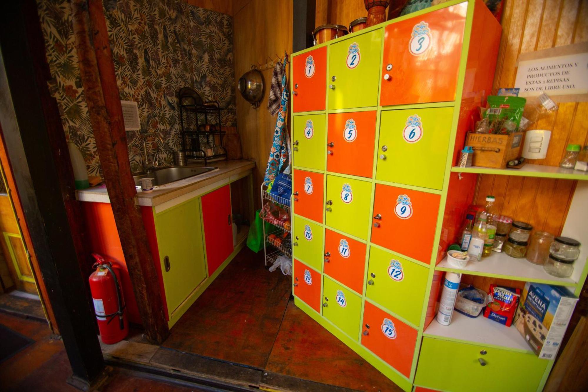La Casa Del Puerto, Hostal Cultural, Cerro Alegre Вальпараисо Экстерьер фото