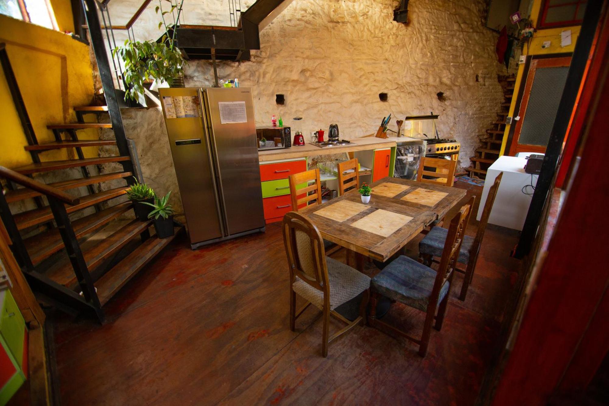 La Casa Del Puerto, Hostal Cultural, Cerro Alegre Вальпараисо Экстерьер фото