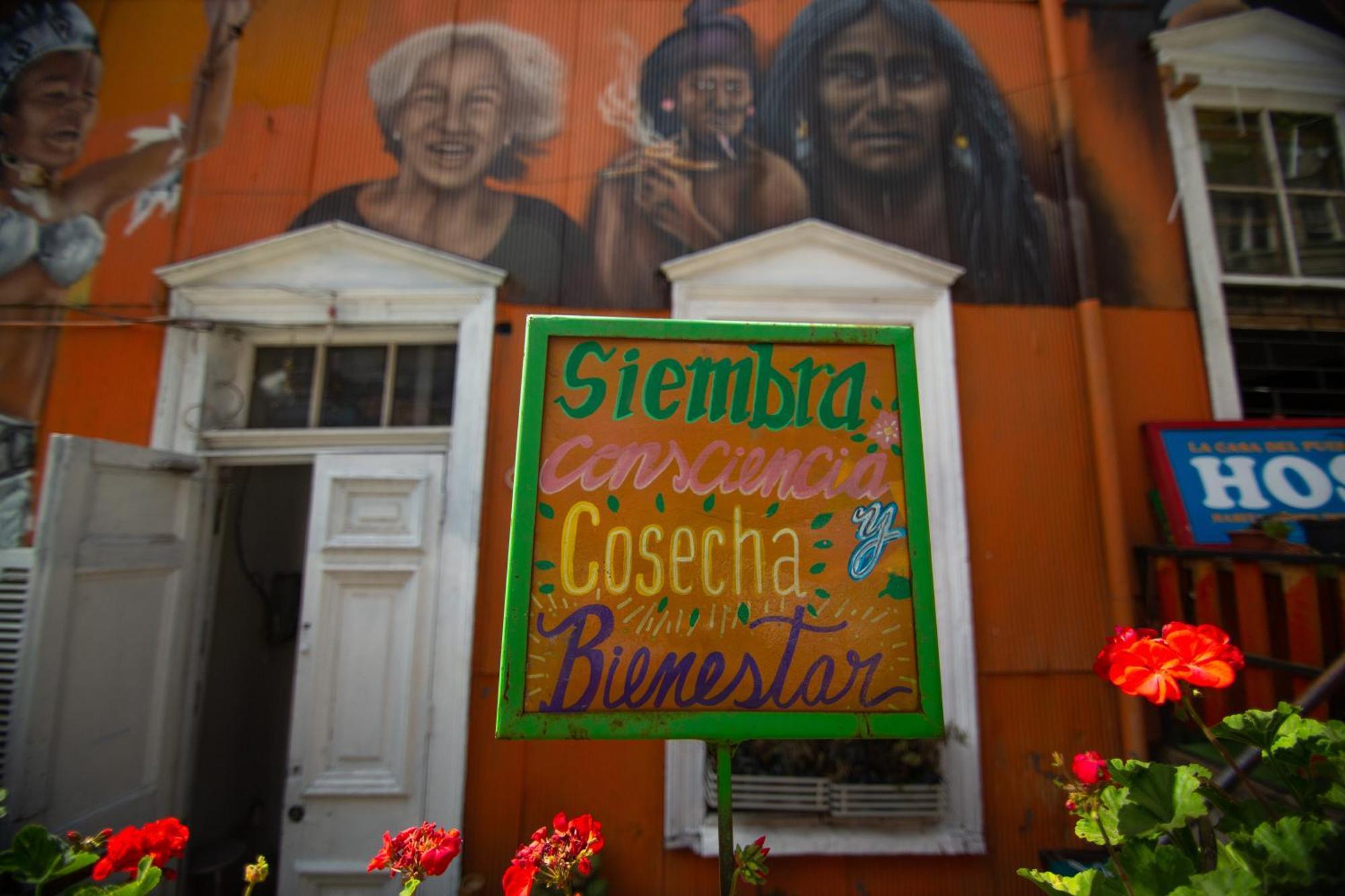 La Casa Del Puerto, Hostal Cultural, Cerro Alegre Вальпараисо Экстерьер фото